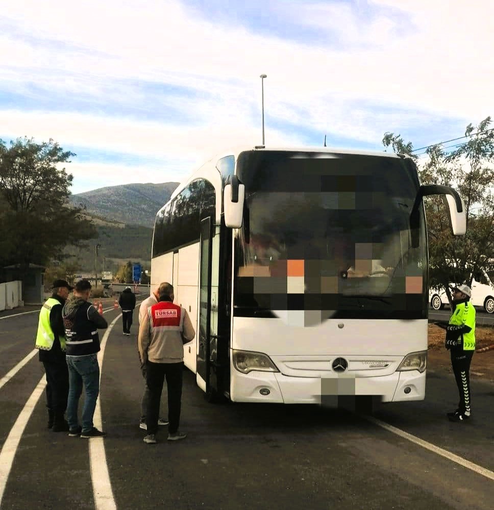 Denizli’de rehber ve acentalara yönelik denetimler devam ediyor
