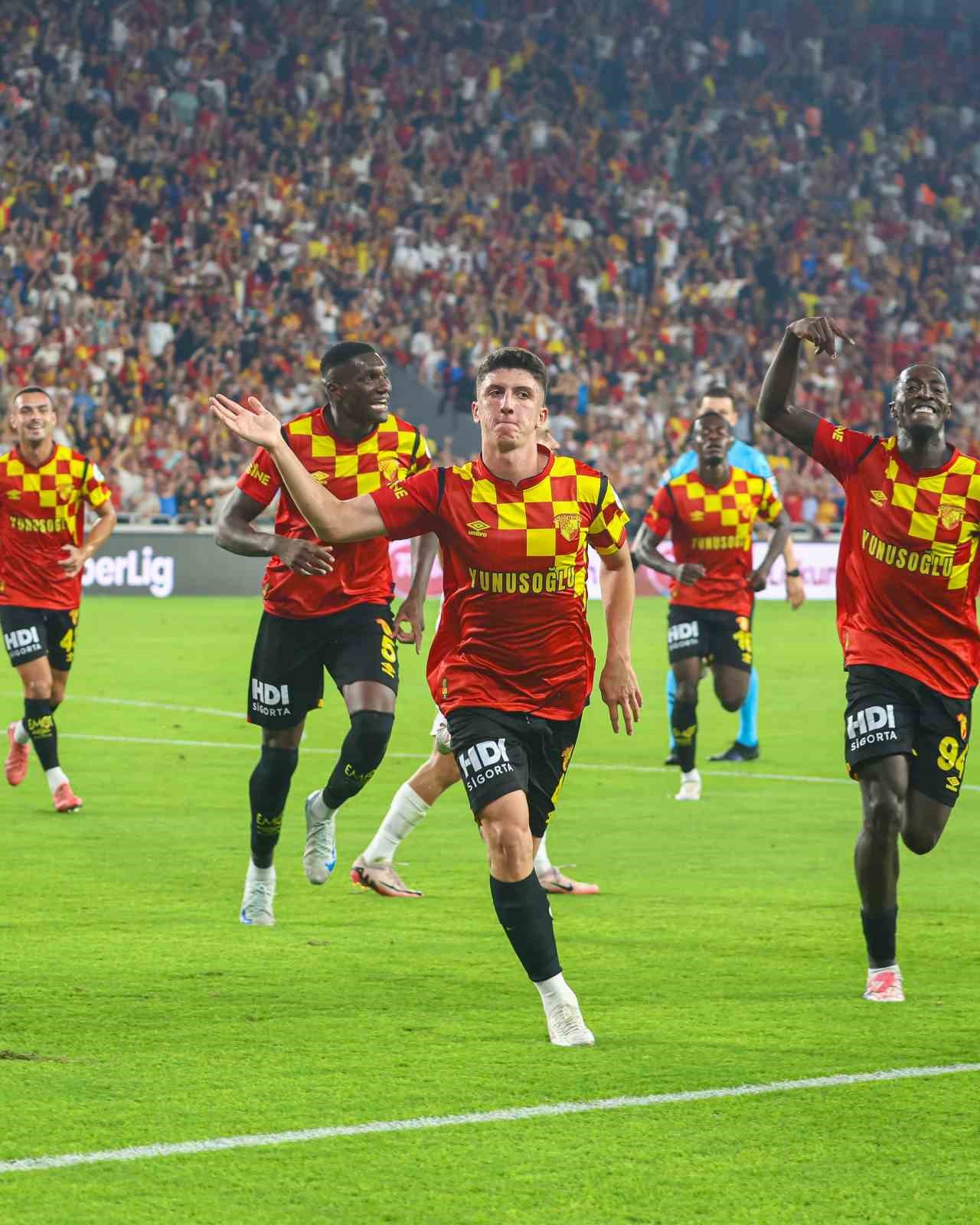 Göztepe, Süper Lig’in en az gol yiyen iki takımından birisi
