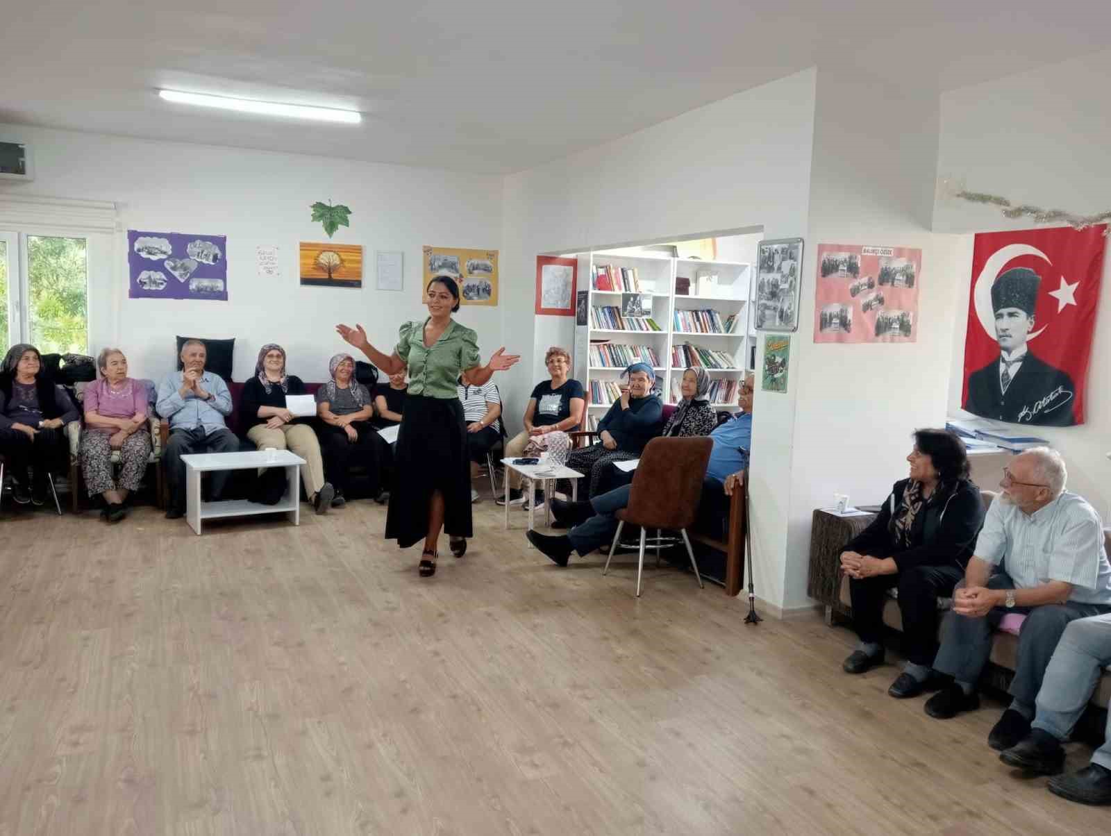 Koca çınarlara alzheimer anlatıldı
