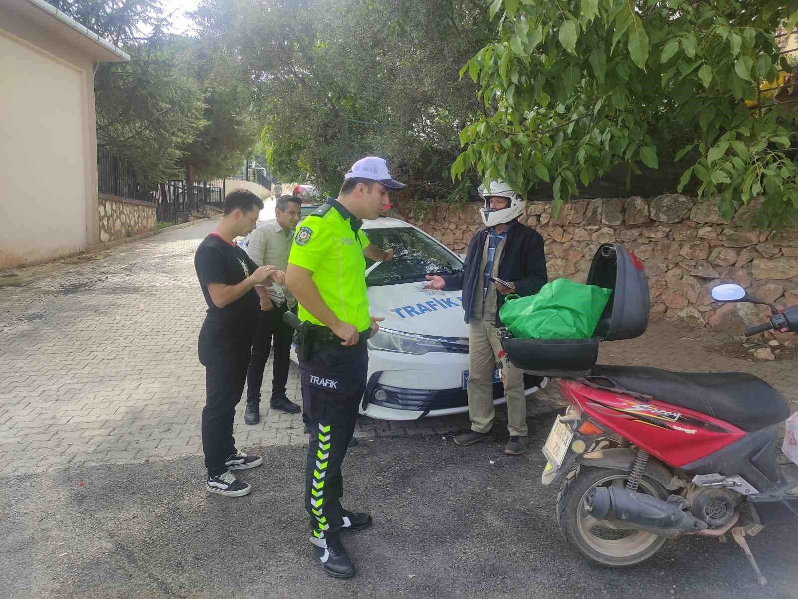 Orhangazi’de motosikletlere sıkı denetim
