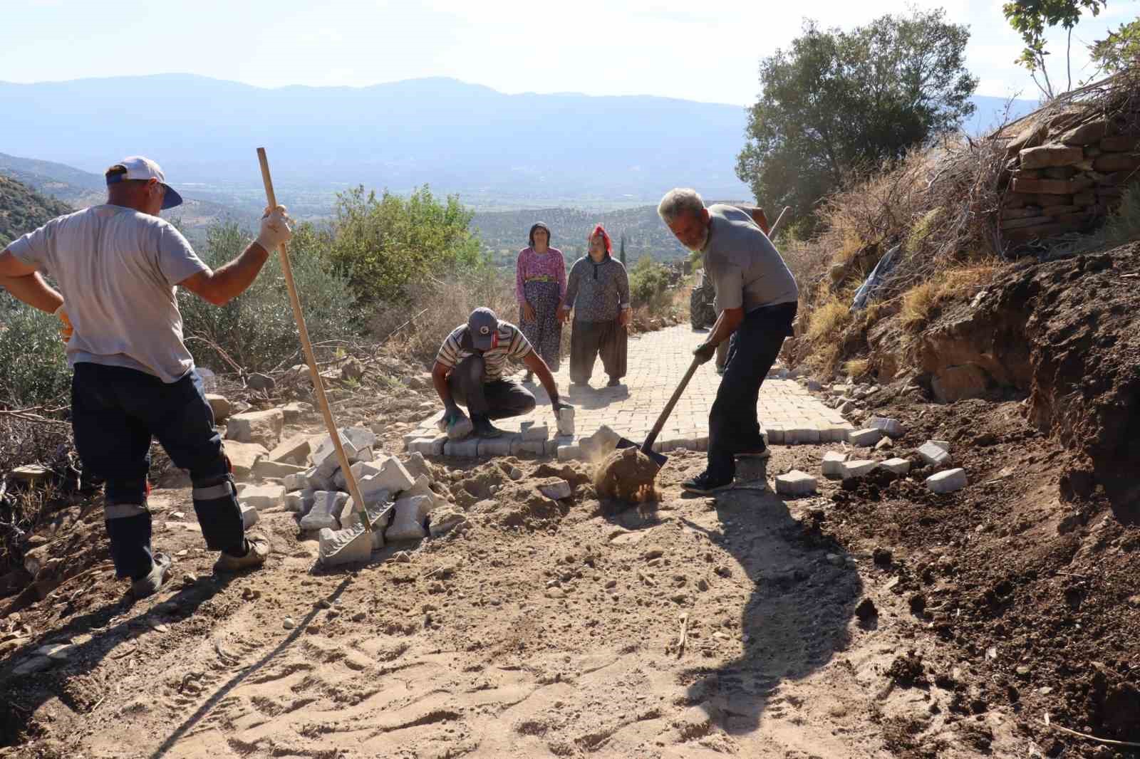 Başkan Tetik engelli Emine’nin yol sorununa duyarsız kalmadı
