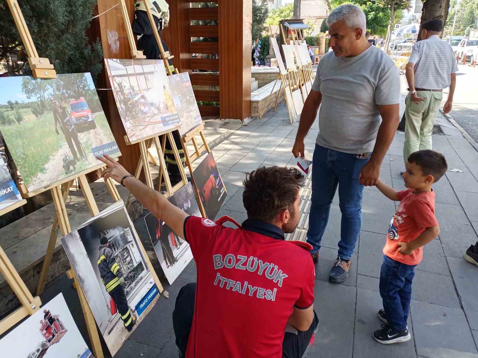 İtfaiye haftasında vatandaşlar bilgilendirildi
