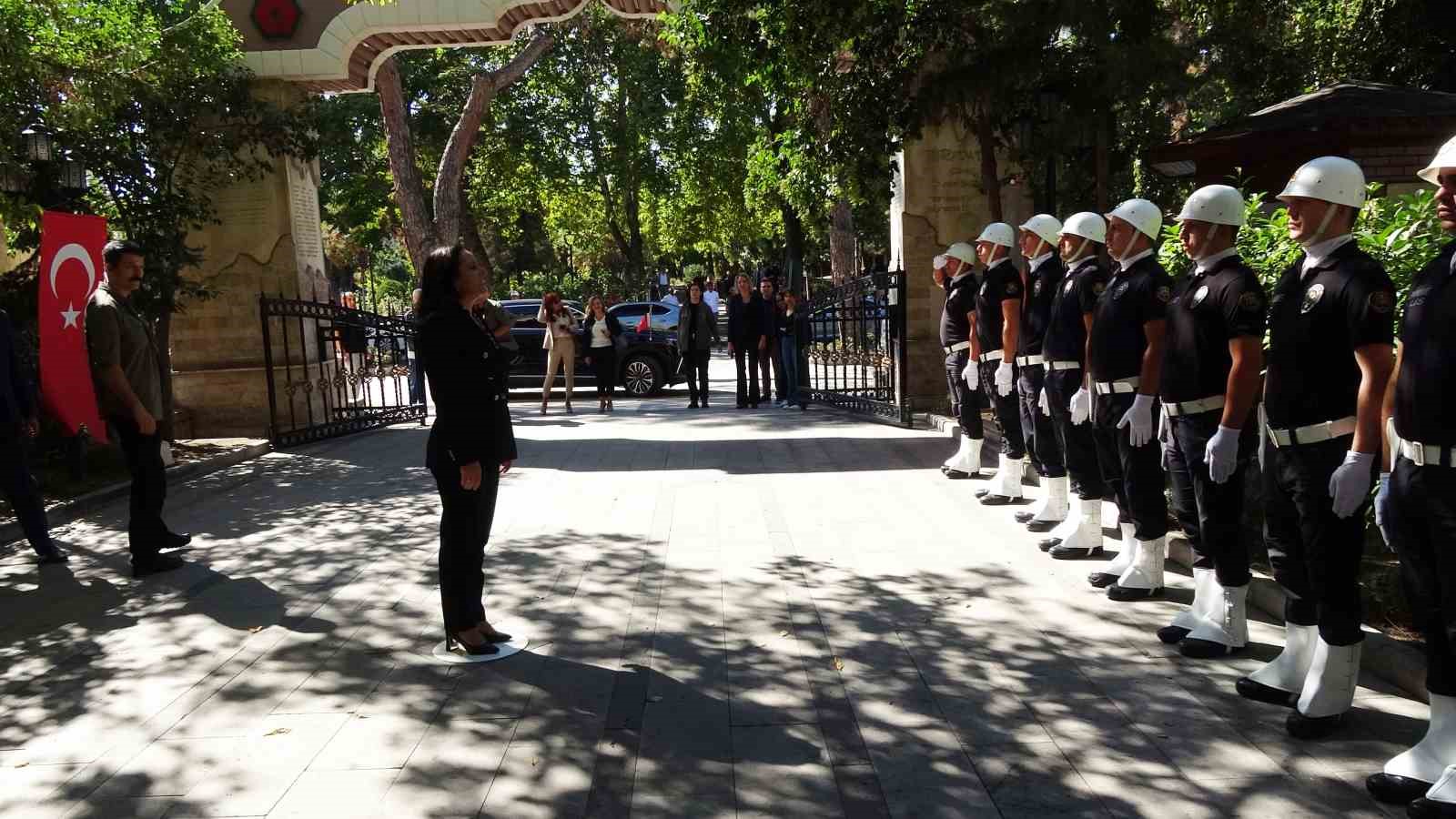 Göreve başlayan Burdur Valisi Tülay Baydar Bilgihan; “Şehrimiz önceliğimizdir”
