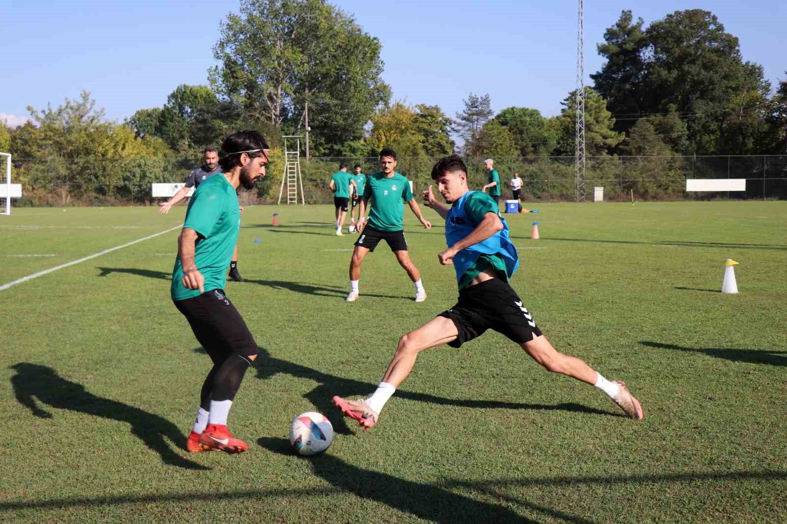 Sakaryaspor, Ümraniyespor mesaisinde
