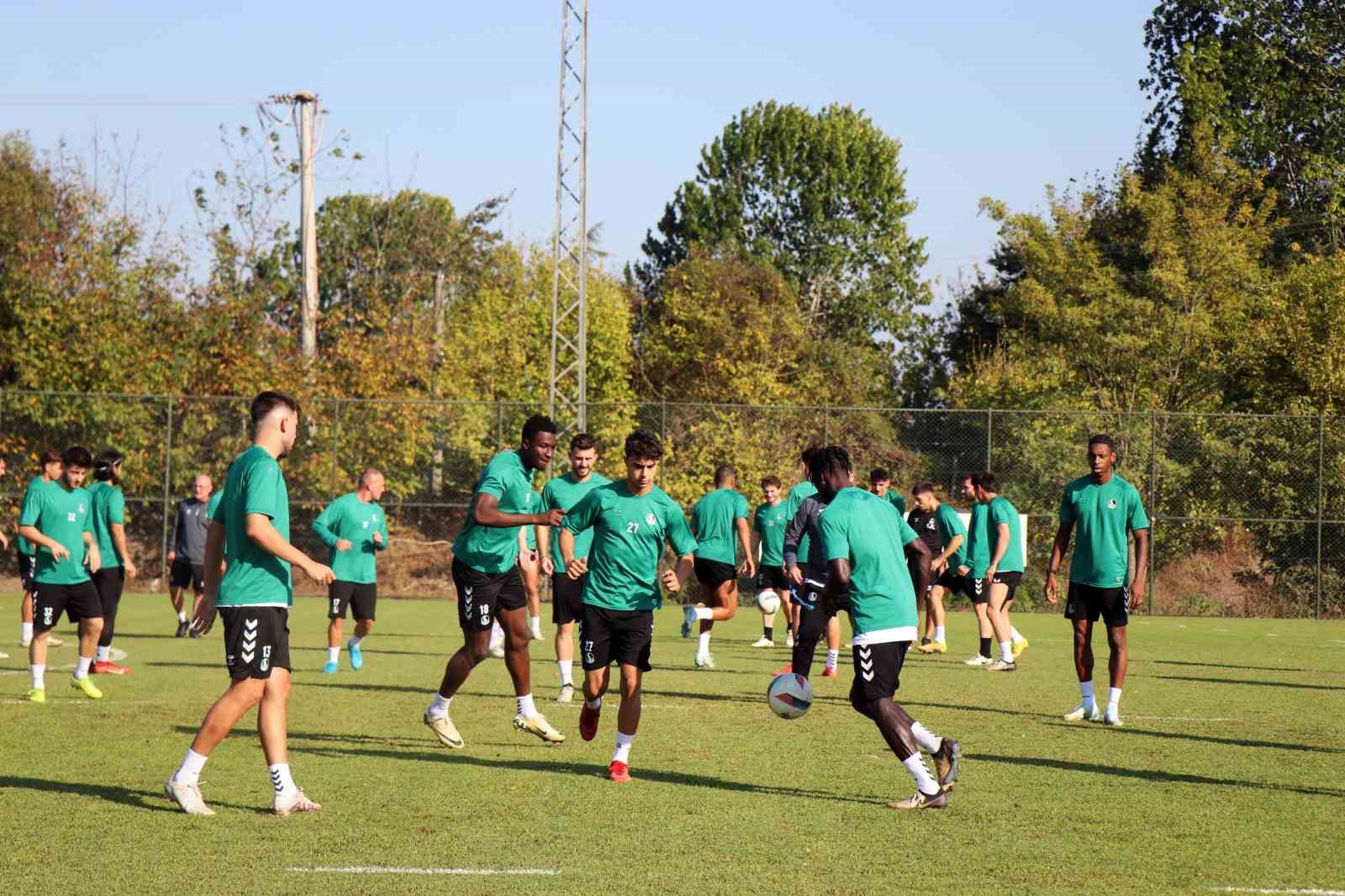 Sakaryaspor, Ümraniyespor mesaisinde
