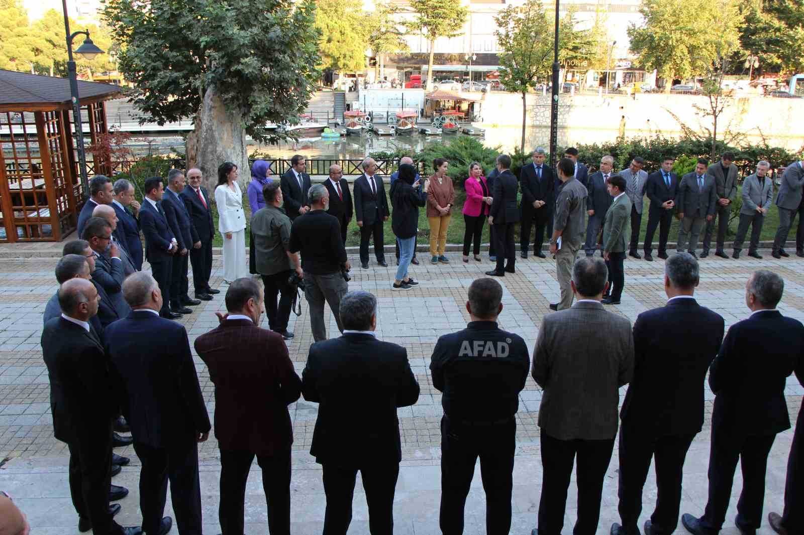 Amasya’nın yeni Valisi Önder Bakan görevine başladı
