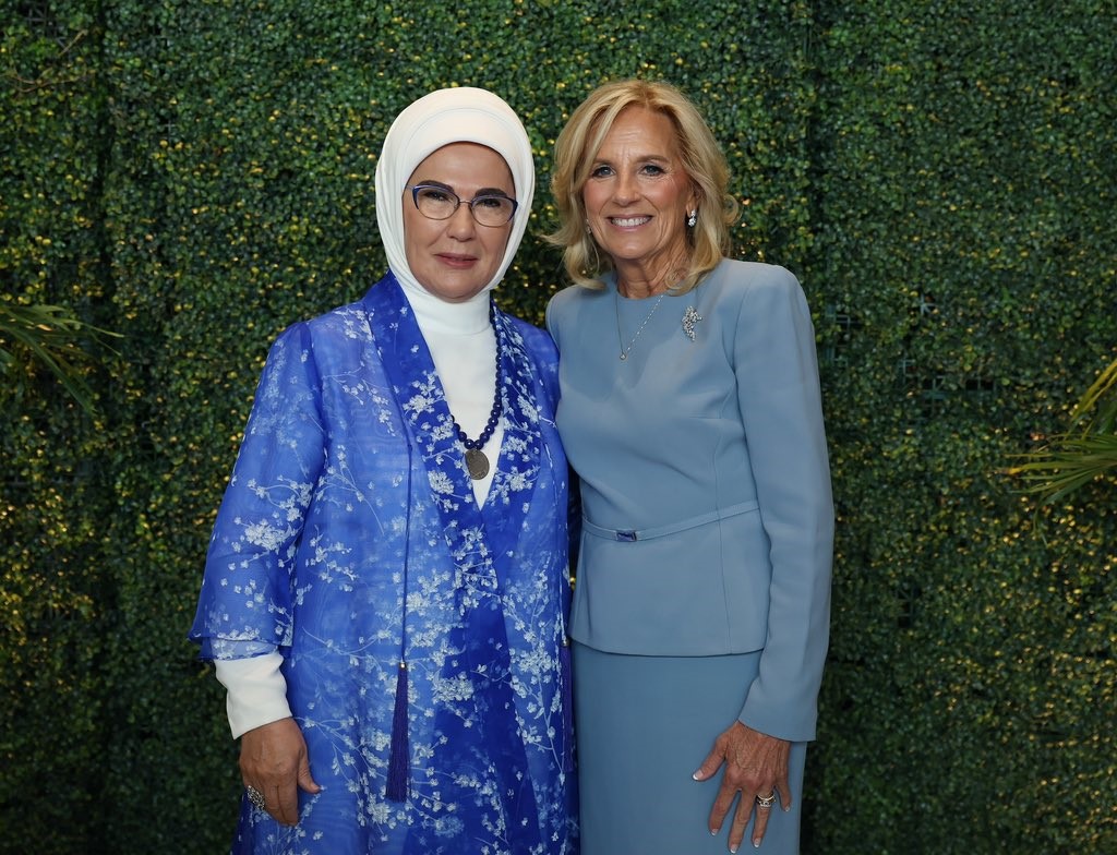 Emine Erdoğan’dan ABD Başkanı Biden’ın eşi Jill Biden’a teşekkür
