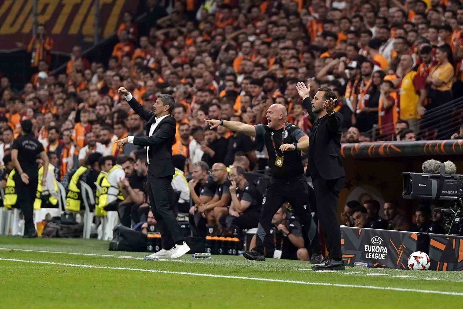 UEFA Avrupa Ligi: Galatasaray: 0 - PAOK: 0 (İlk yarı)
