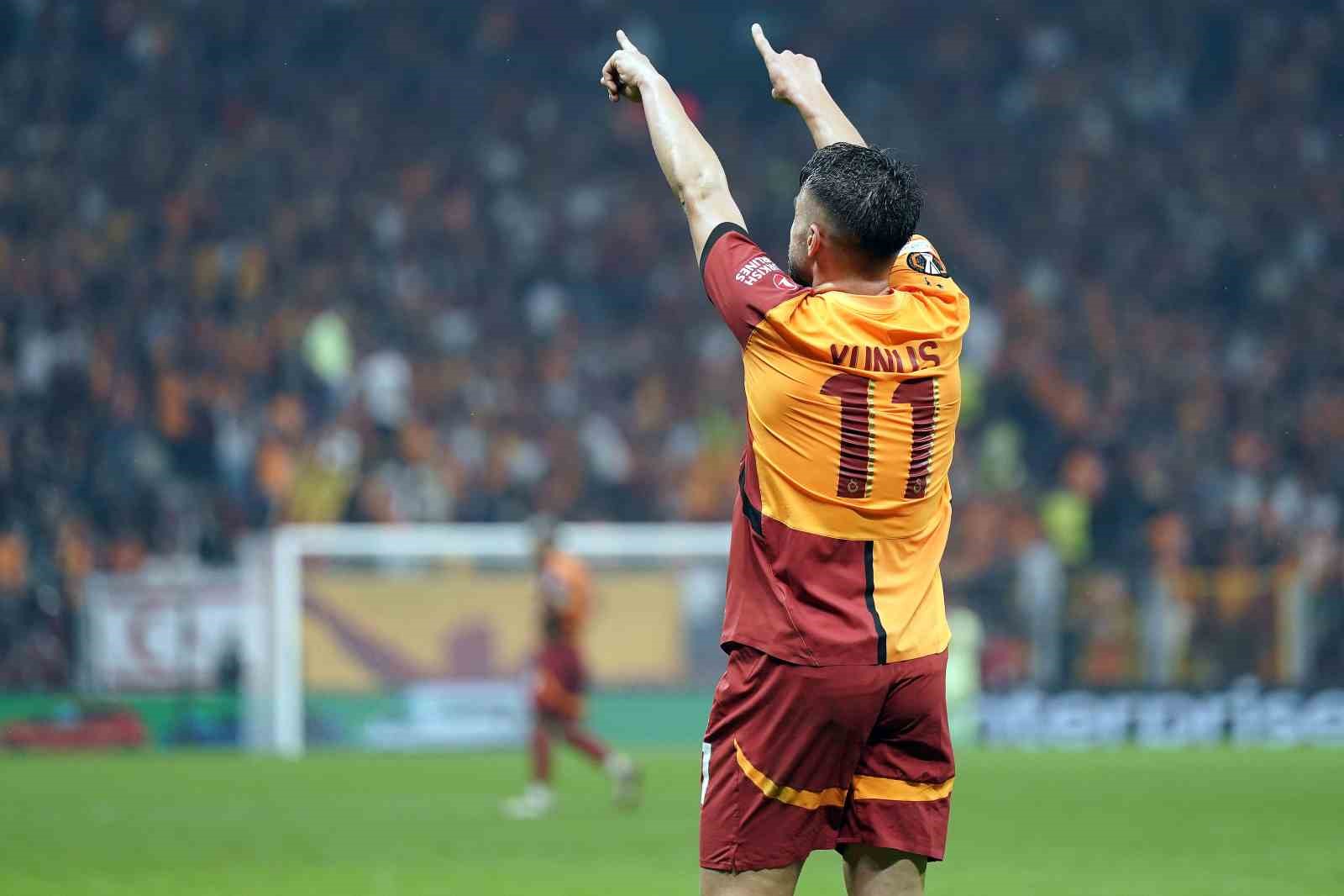 UEFA Avrupa Ligi: Galatasaray: 3 - PAOK: 1 (Maç sonucu)
