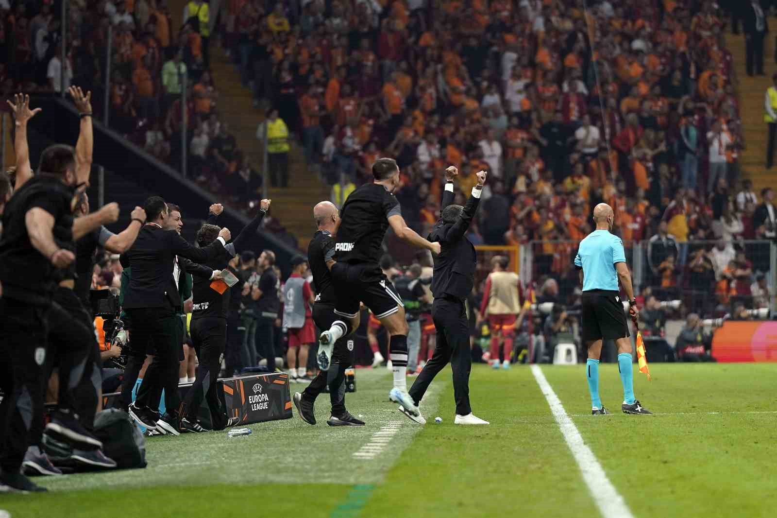 UEFA Avrupa Ligi: Galatasaray: 3 - PAOK: 1 (Maç sonucu)
