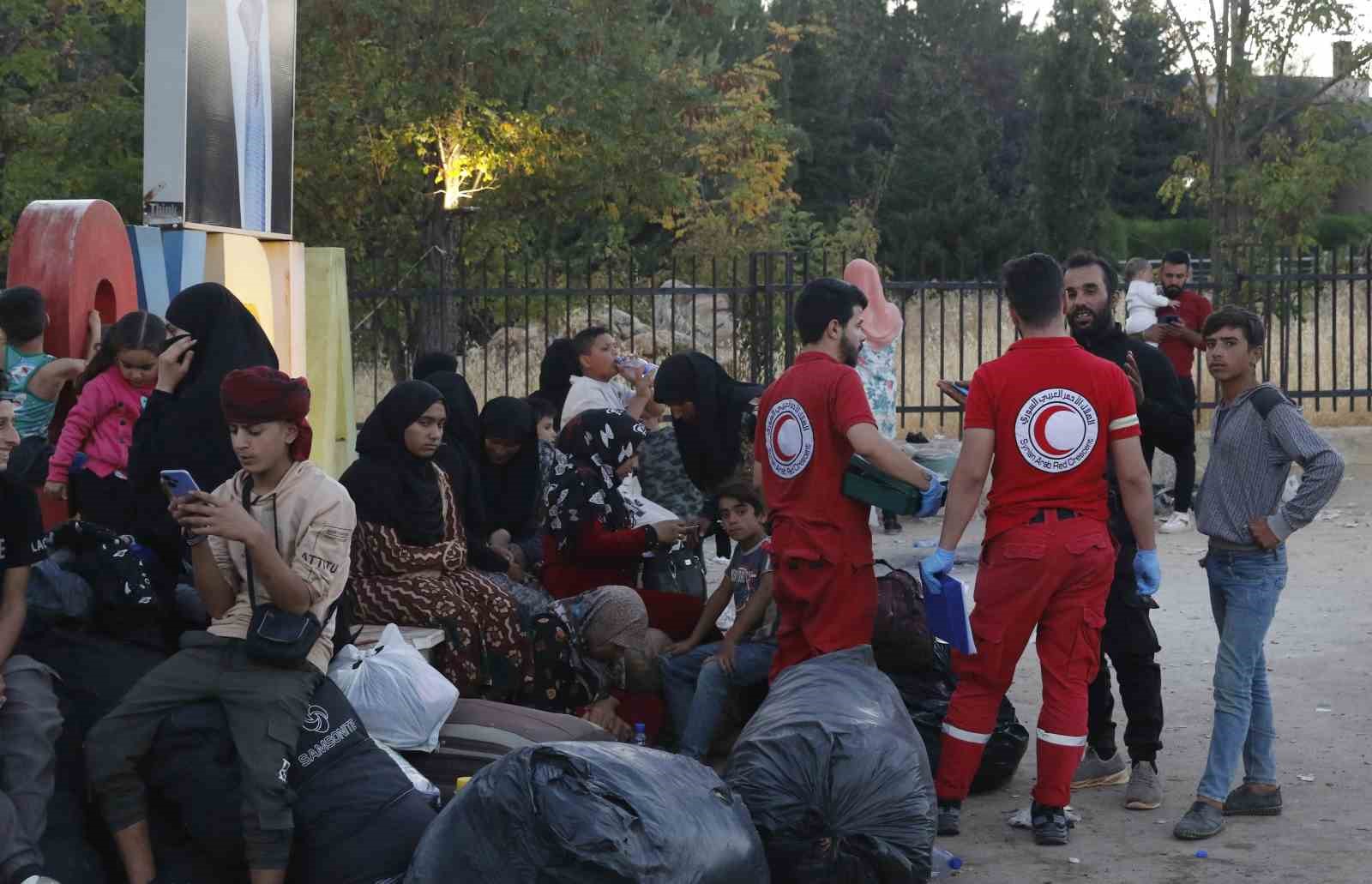 Lübnan’dan binlerce kişi Suriye’ye göç ediyor
