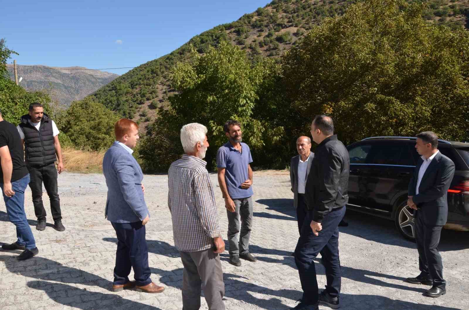 Kaymakam Demir’den depremin merkez üssü köye ziyaret
