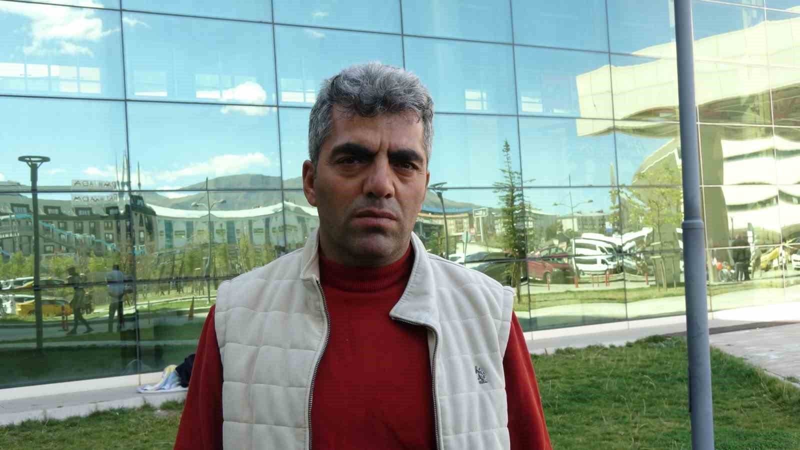 Erzurum’da bir kazadan şok eden görüntüler
