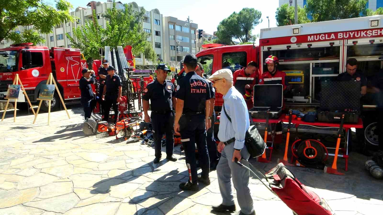 Muğla’da İtfaiye Haftası kapsamında tanıtım ve fotoğraf sergisi düzenlendi
