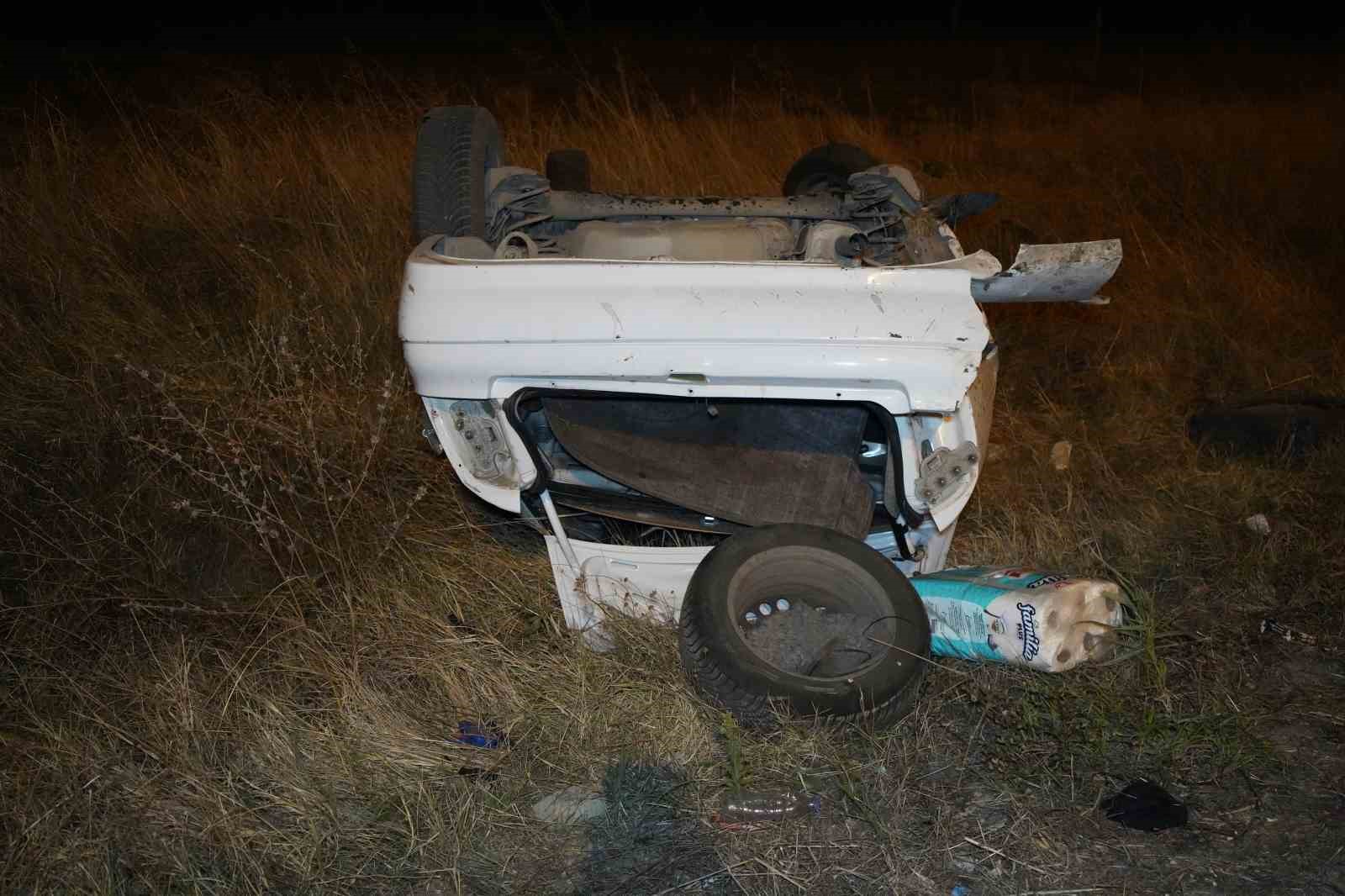 Edirne’de takla atan otomobilin sürücüsü yaralandı
