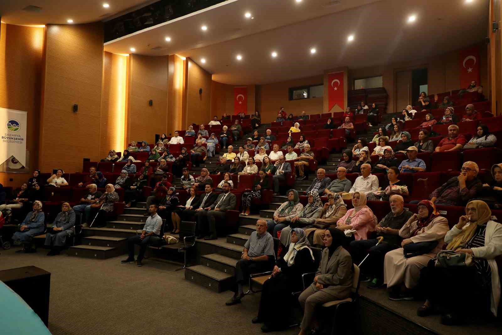 ‘Alzheimer ile nasıl yaşanır?’ sorusu bu konferansta yanıt buldu
