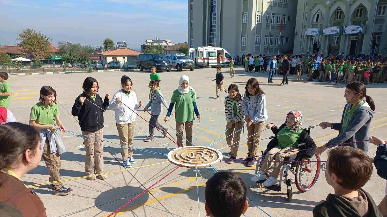 Sanat köylere taşınıyor: Bu tiyatro 