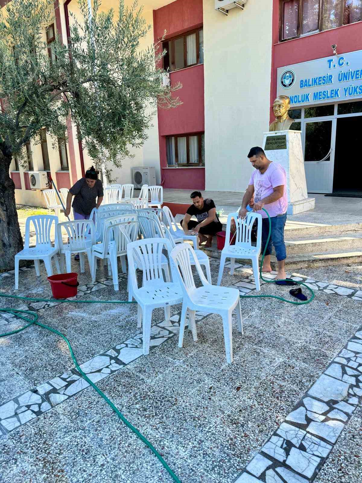 Altınoluk MYO’da hurdaları yenileme ile büyük tasarruf
