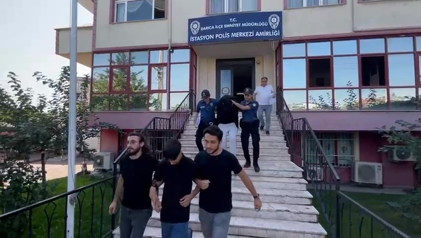 Kocaeli’de 127 bin TL’lik ziynet eşyası çalan şüpheliler İstanbul’da yakalandı
