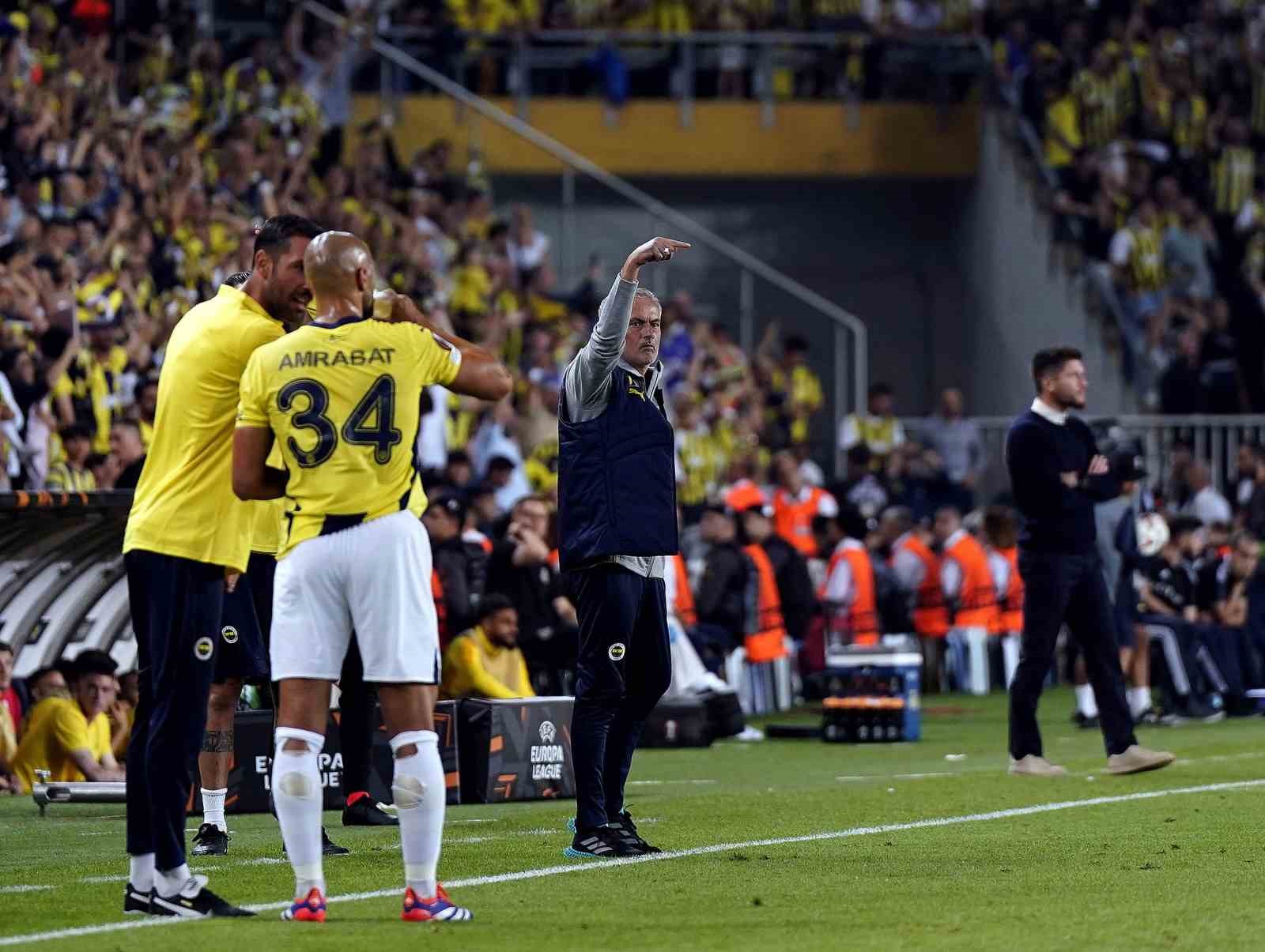 UEFA Avrupa Ligi: Fenerbahçe: 1 - Union Saint-Gilloise 0 (İlk yarı)
