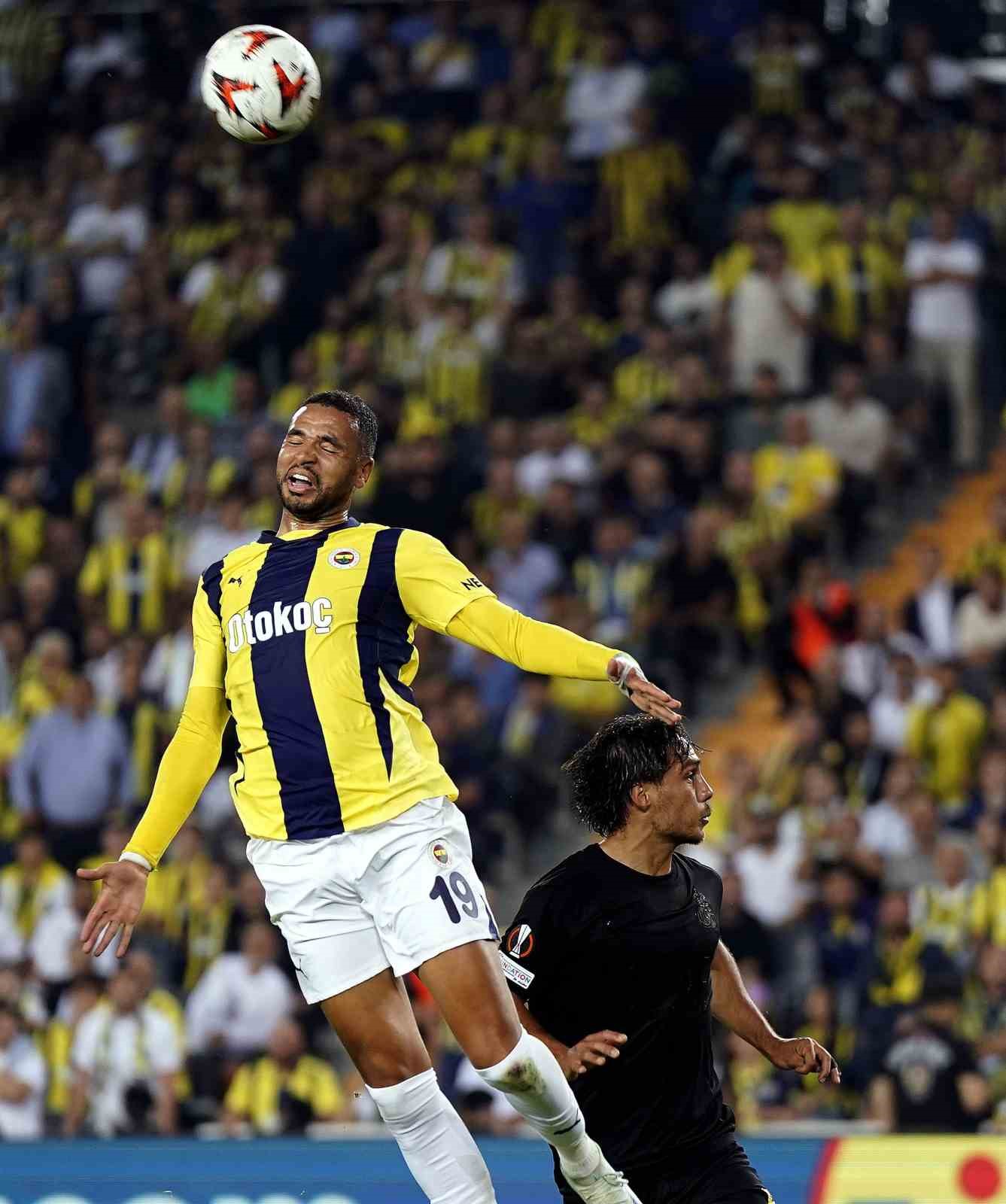 UEFA Avrupa Ligi: Fenerbahçe: 1 - Union Saint-Gilloise 0 (İlk yarı)
