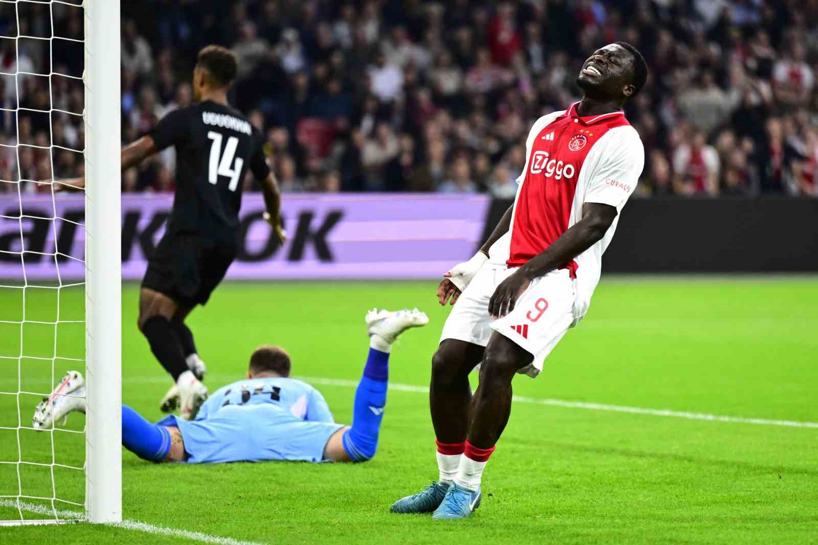 UEFA Avrupa Ligi: Ajax: 1 - Beşiktaş: 0 (İlk yarı)
