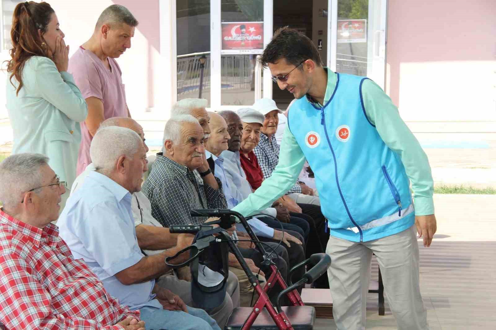 Muğla İl Müftüsü Çapçı, huzurevi sakinleri ile Mevlid-i Nebi haftası dolayısıyla buluştu
