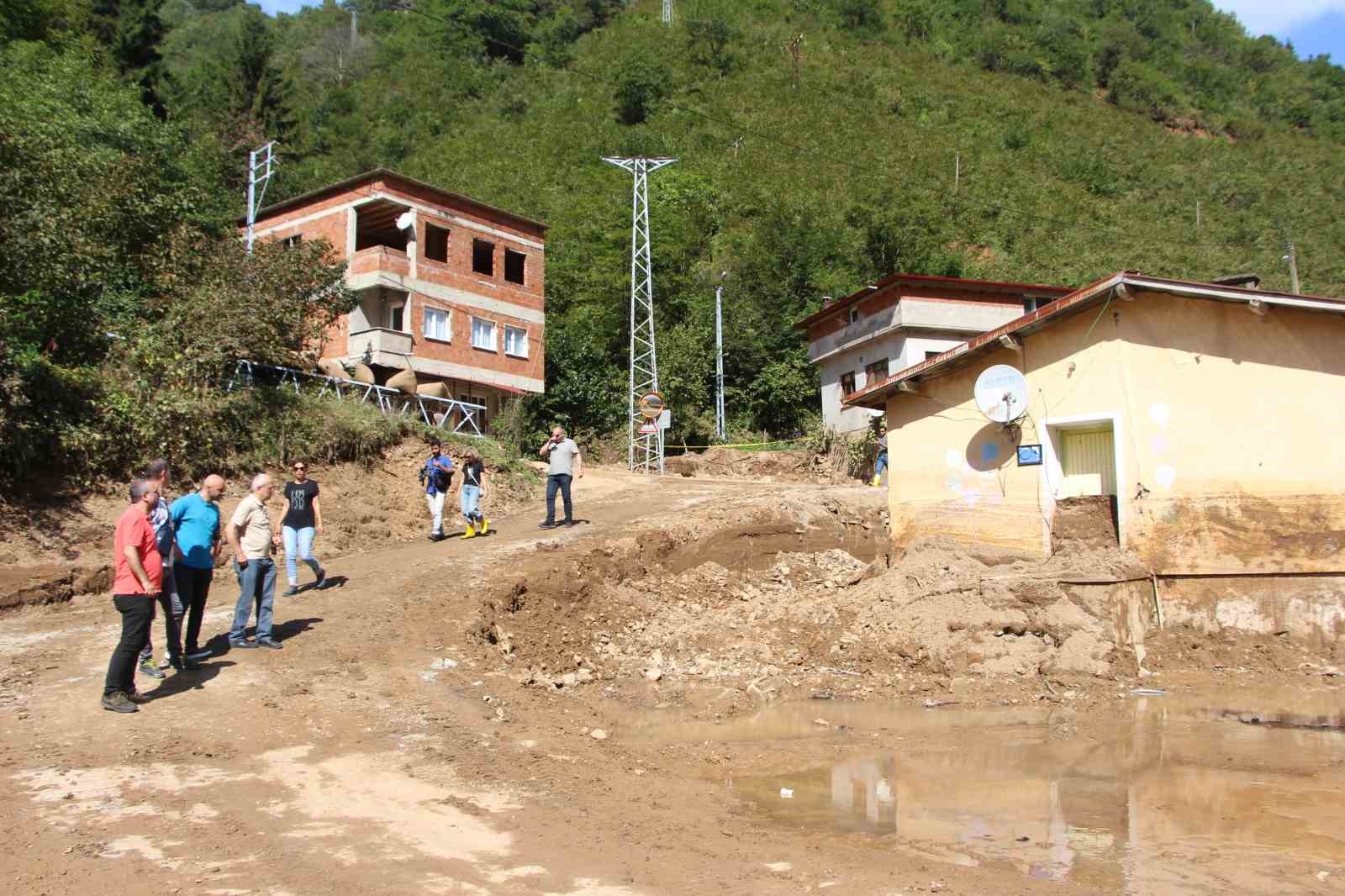 Sel bu kez kuru ve yan derelerden geldi
