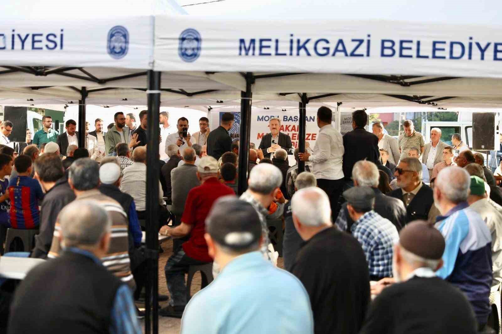 ’Mobil Başkan’ Osmanlı’ya müjdelerle gitti
