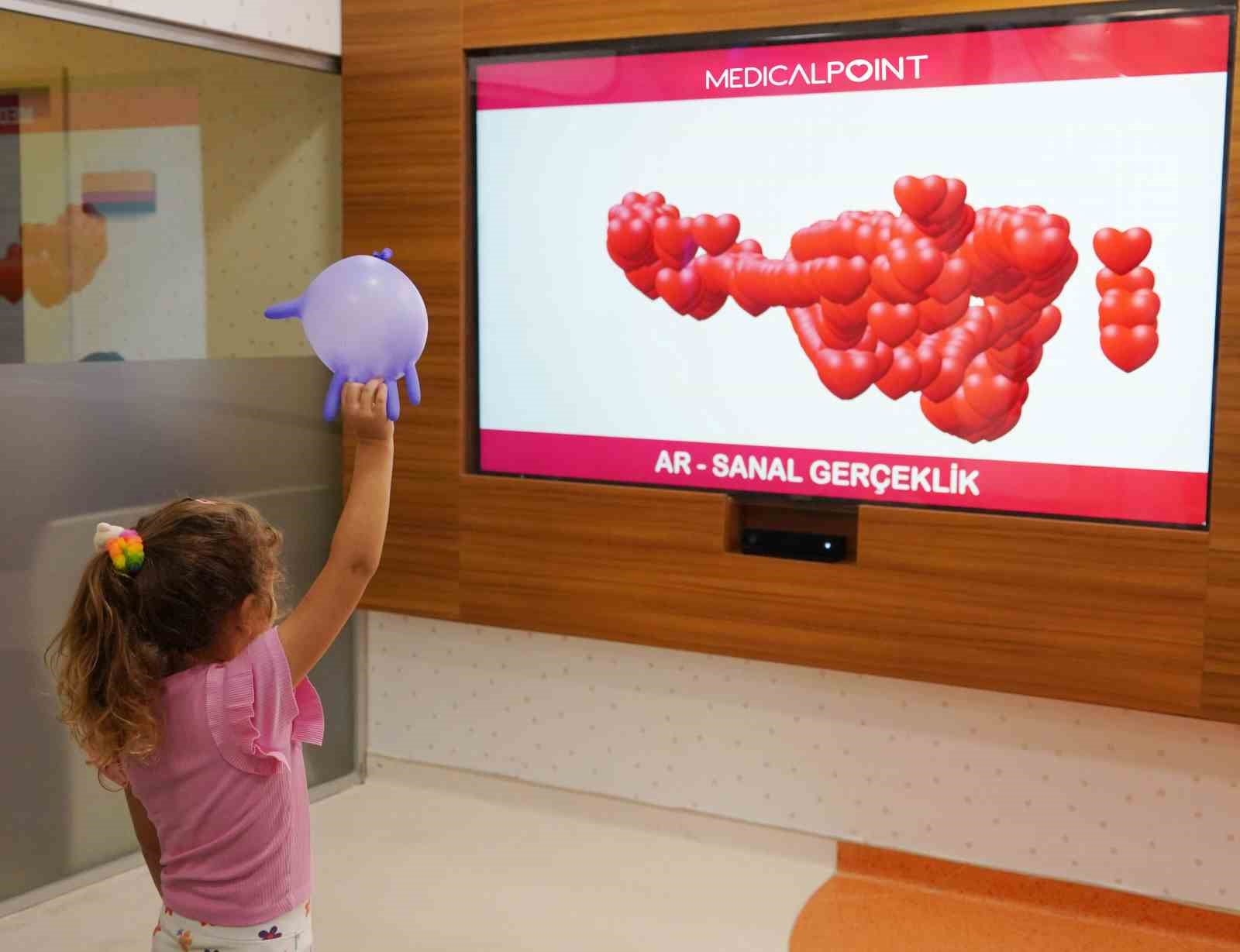 Medical Point’te çocuklar hem eğleniyor hem öğreniyor hem de tedavi oluyor
