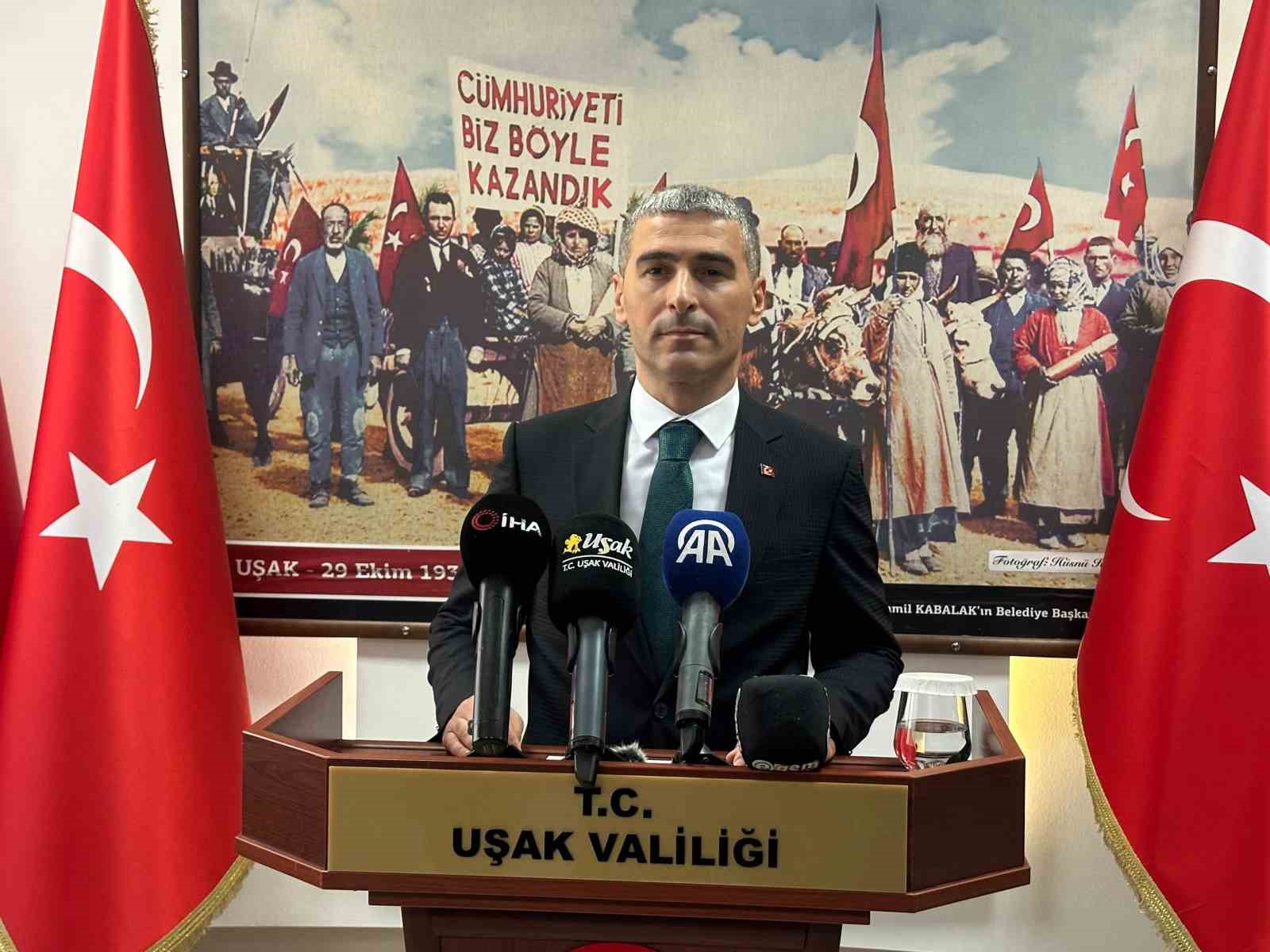 Uşak’ın yeni Vali Aktaş göreve başladı
