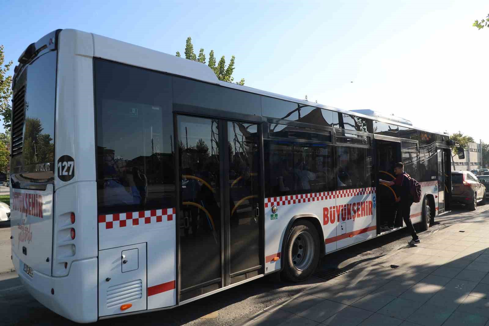 Ücretsiz ve indirimli tarifeye öğrencilerden yoğun ilgi
