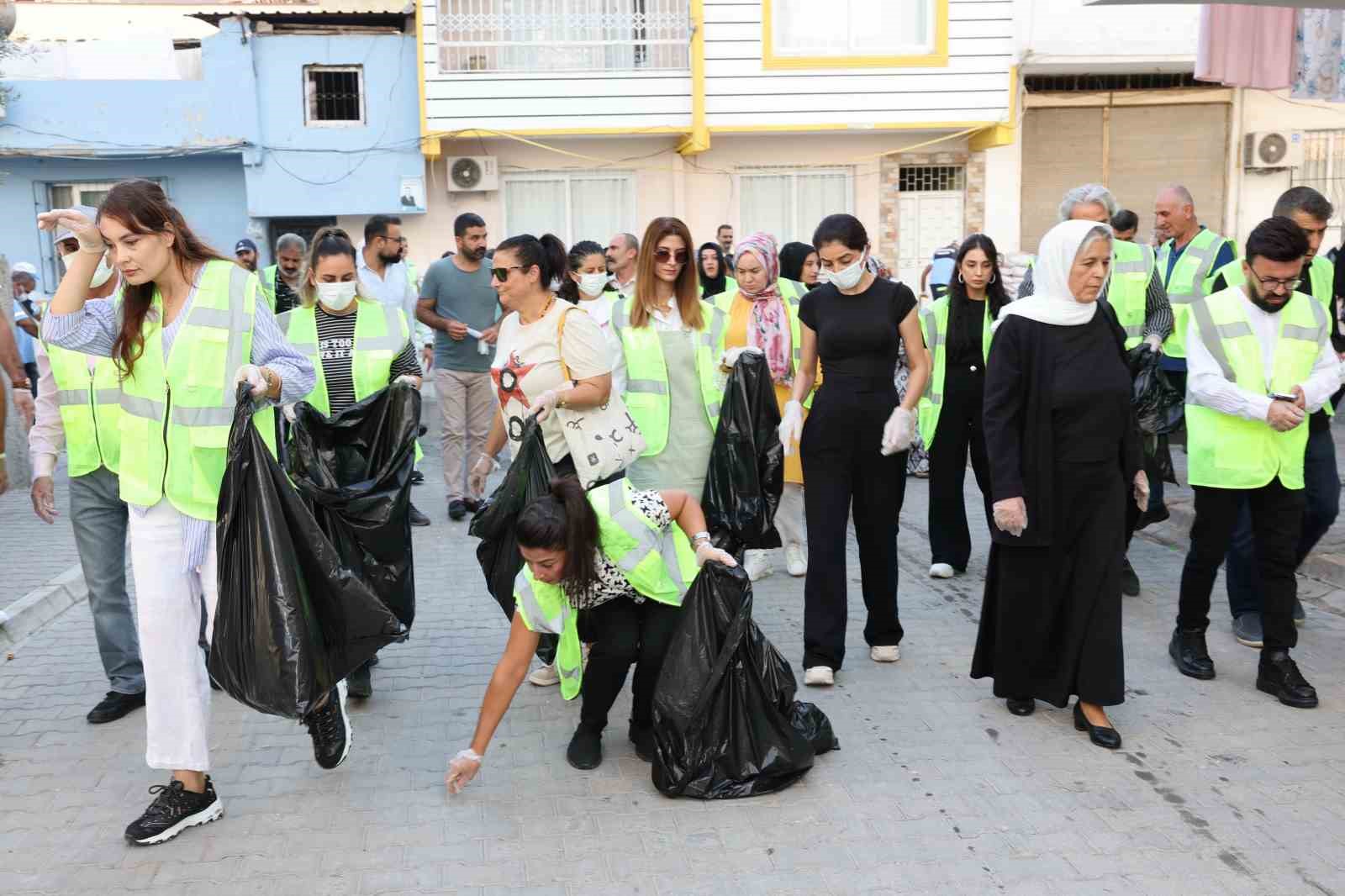 Akdeniz Belediyesi, temizlik kampanyası başlattı
