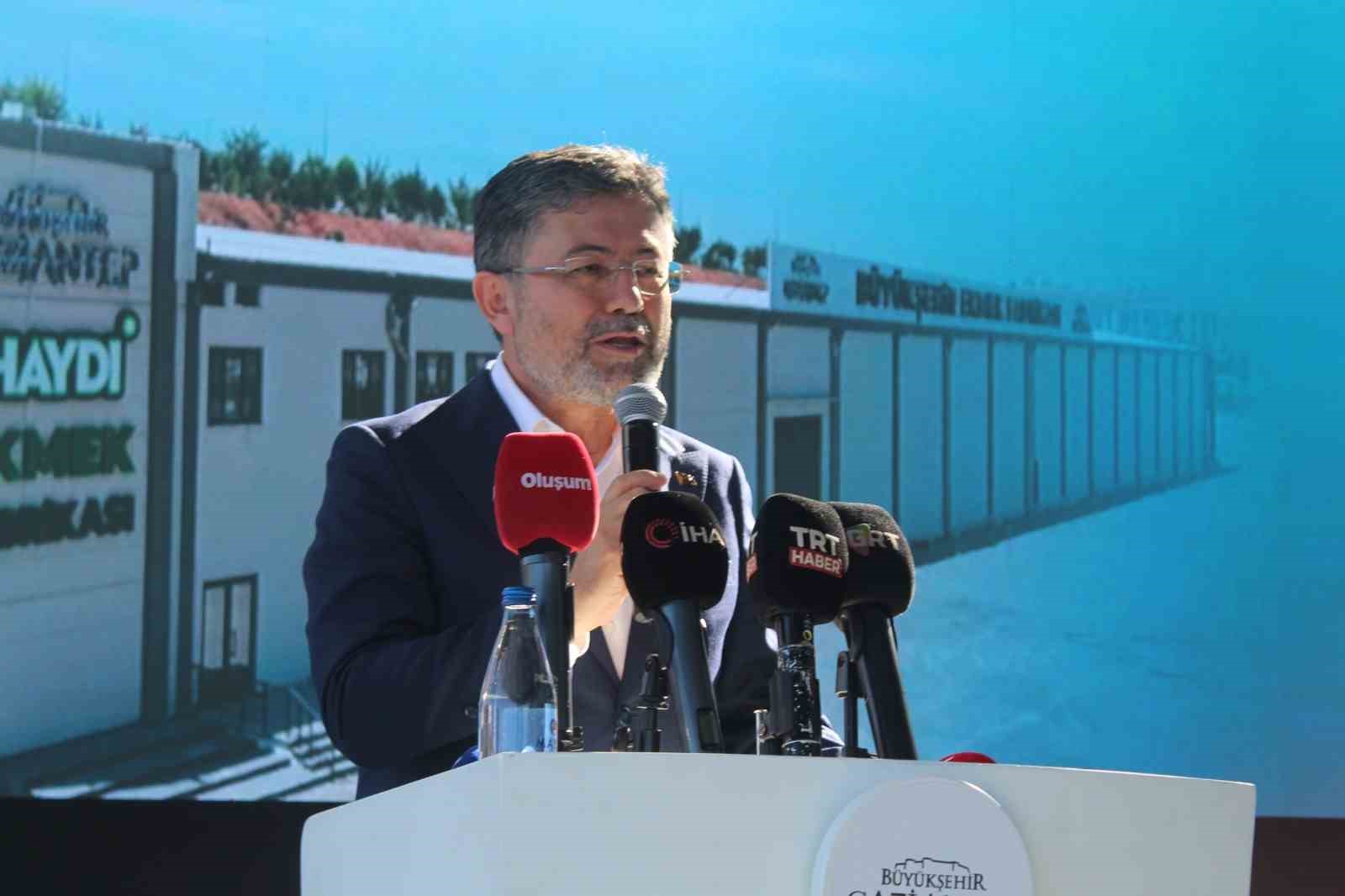 Bakan Yumaklı, Gaziantep Haydi Ekmek Fabrikası’nın açılışını yaptı
