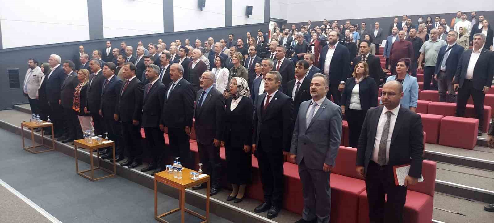 Adalet Bakanı Tunç, Erzurum’da akademisyenlerle bir araya geldi
