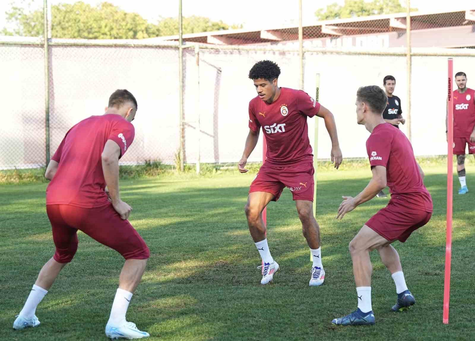 Galatasaray, Kasımpaşa maçının hazırlıklarını tamamladı
