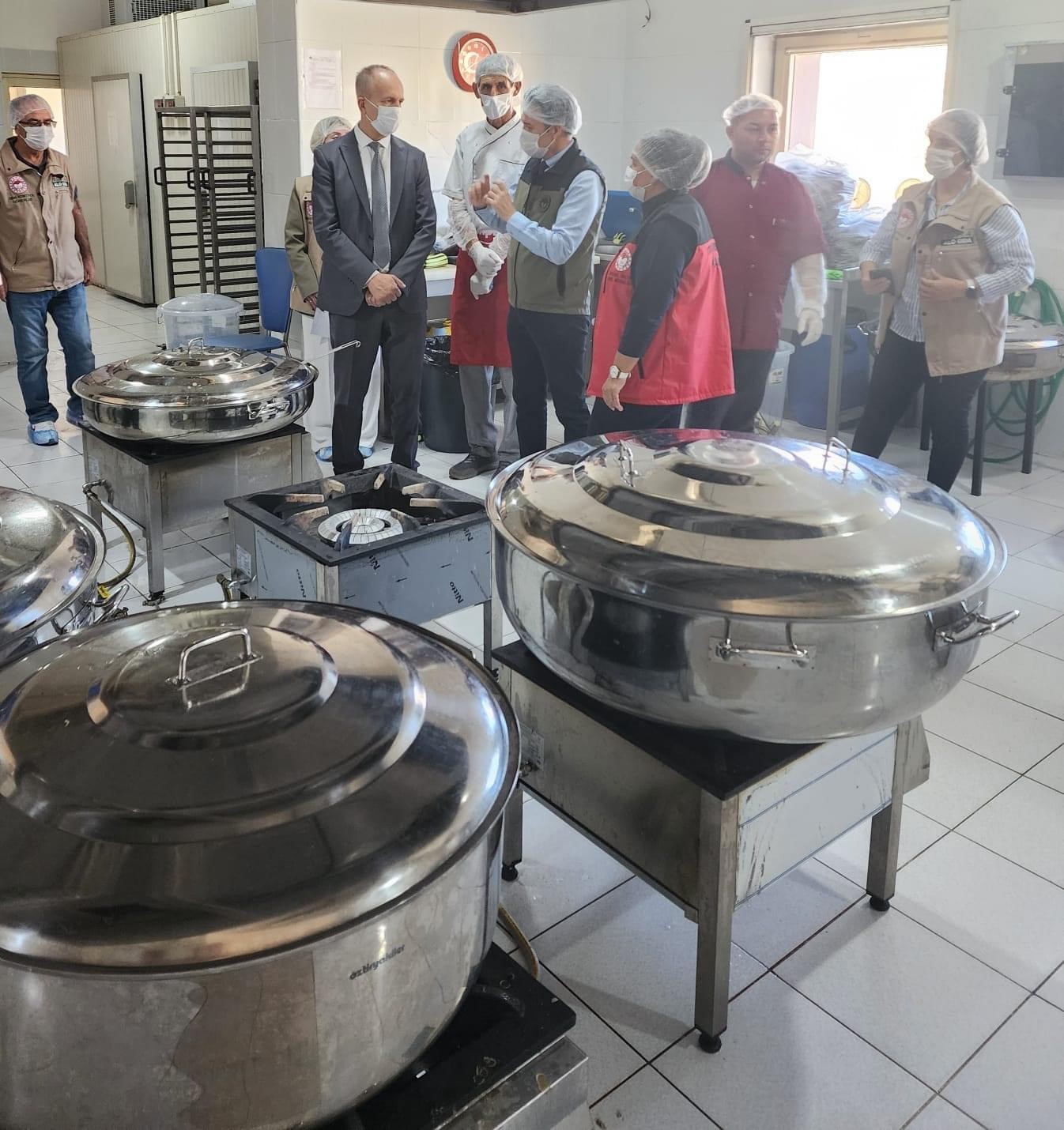 Çanakkale’de öğrenci yurtlarında gıda güvenliği denetimi yapıldı
