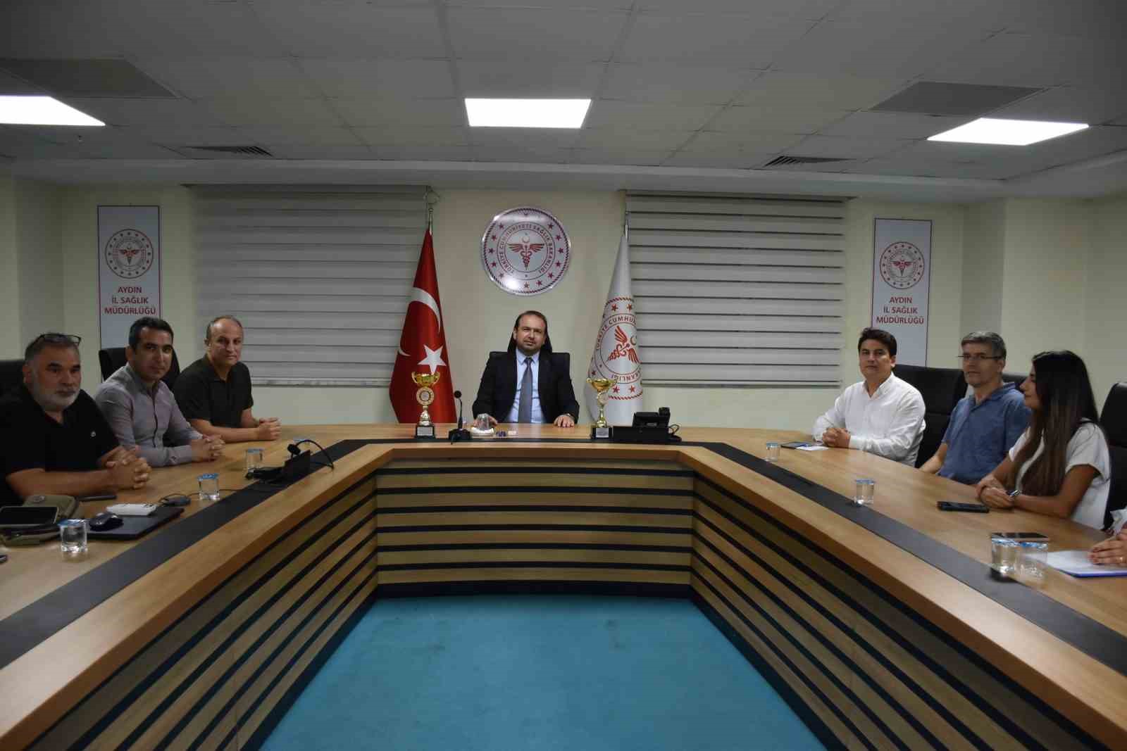 Aydın İl Sağlık Müdürü Şenkul kurum voleybol takımını ağırladı
