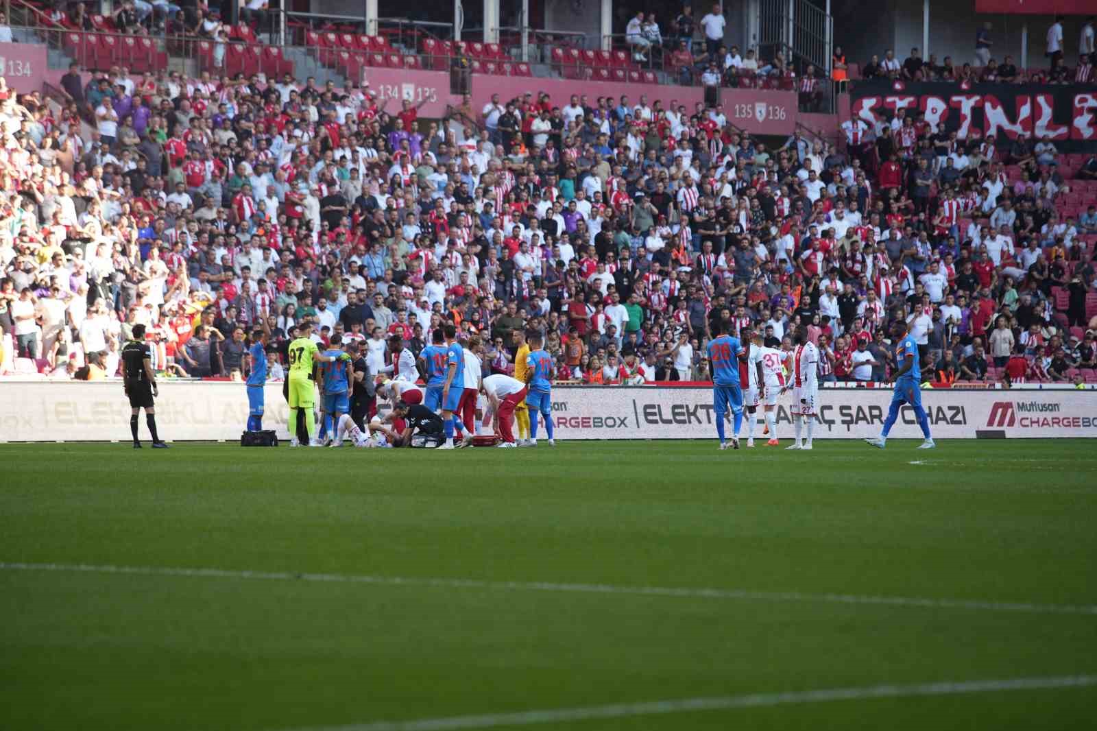 Trendyol Süper Lig: Samsunspor: 0 - Göztepe: 1 (Maç devam ediyor)
