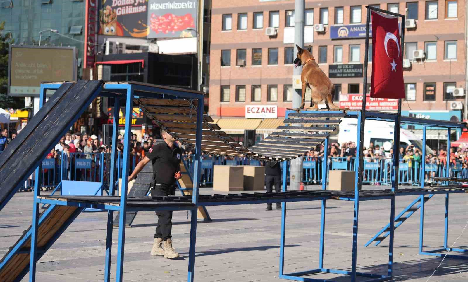 Kırıkkale itfaiyesinden nefes kesen tatbikat
