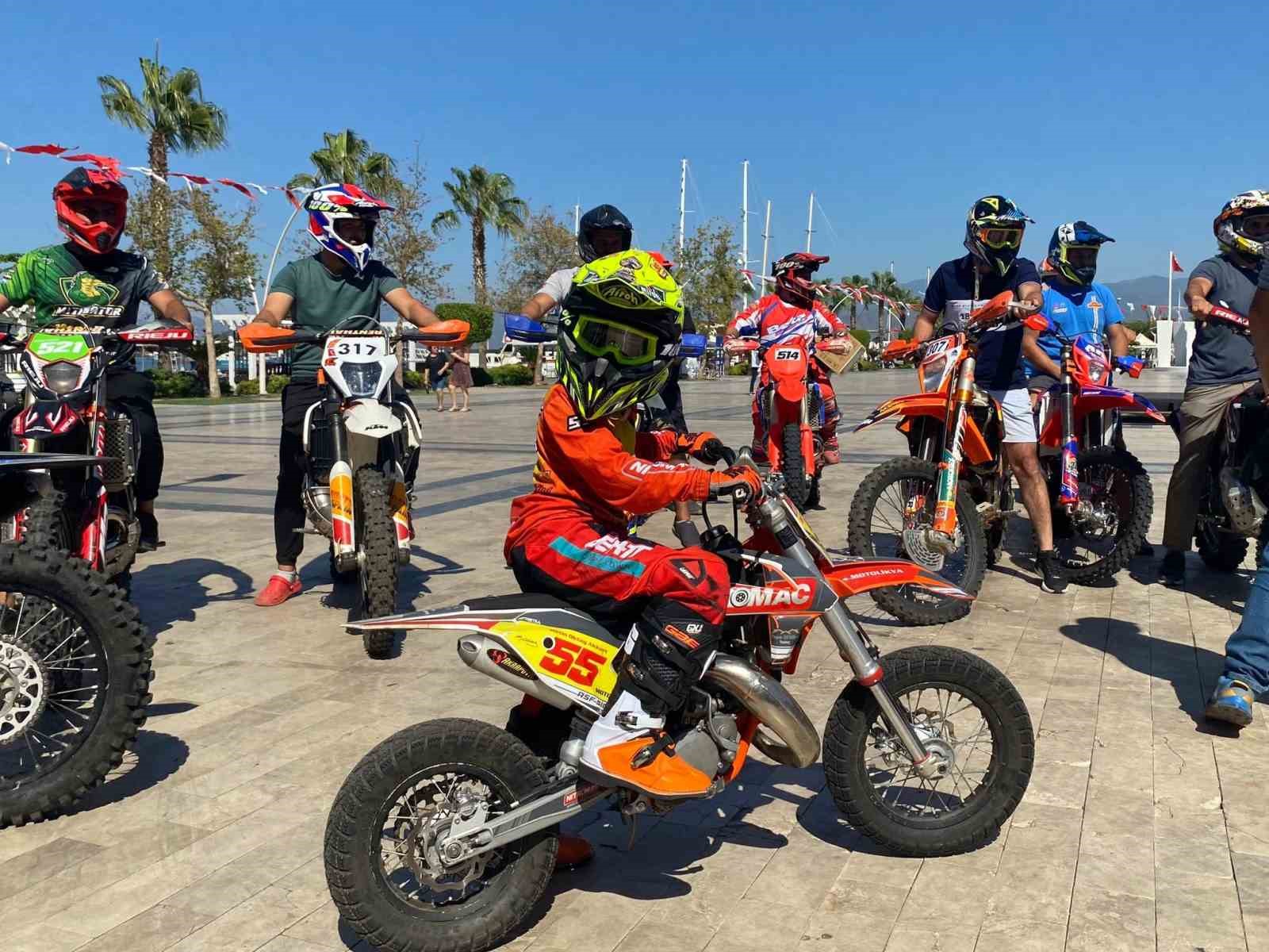 Fethiye’de Süper Enduro Şampiyonası, magazin startıyla başladı
