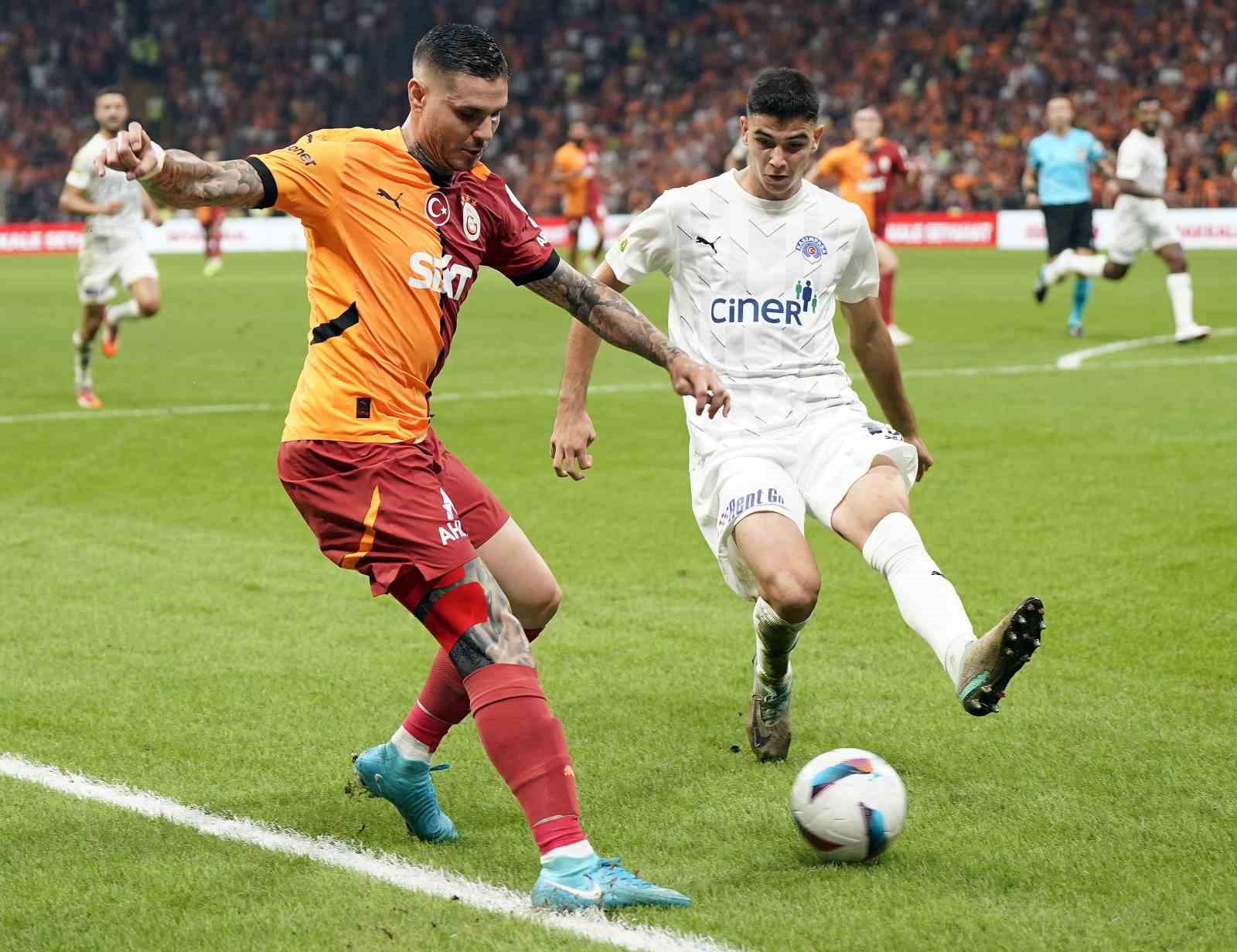 Trendyol Süper Lig: Galatasaray: 3 - Kasımpaşa: 1 (İlk yarı)
