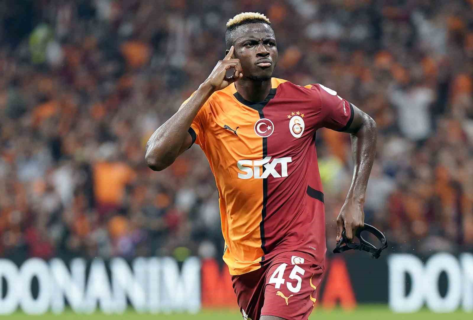 Trendyol Süper Lig: Galatasaray: 3 - Kasımpaşa: 1 (İlk yarı)
