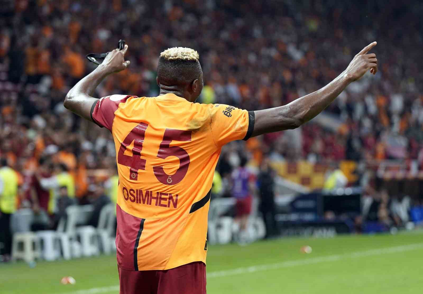 Trendyol Süper Lig: Galatasaray: 3 - Kasımpaşa: 1 (İlk yarı)
