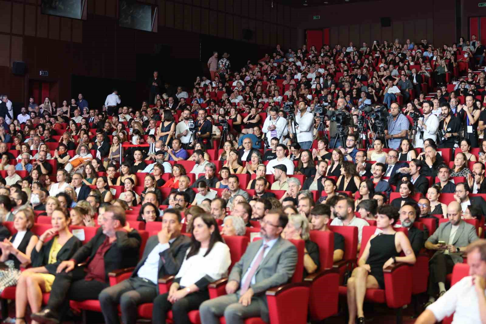 31. Uluslararası Altın Koza Film Festivali’nin büyük ödülleri sahiplerini buldu
