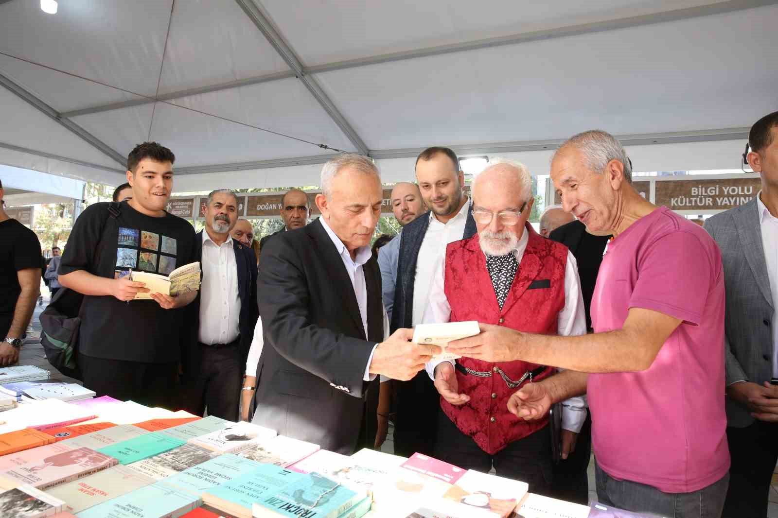 İstanbul’da 2. Küçükçekmece Kitap Günleri başladı
