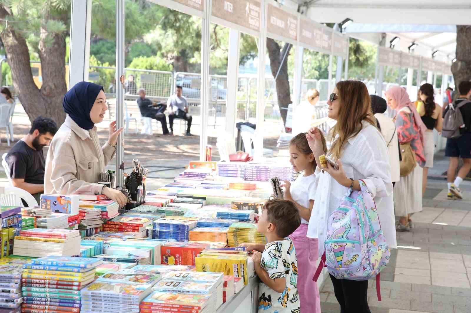 İstanbul’da 2. Küçükçekmece Kitap Günleri başladı
