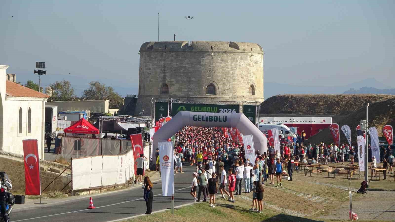 Tarihi Alan’da Uluslararası Gelibolu Maratonu düzenlendi
