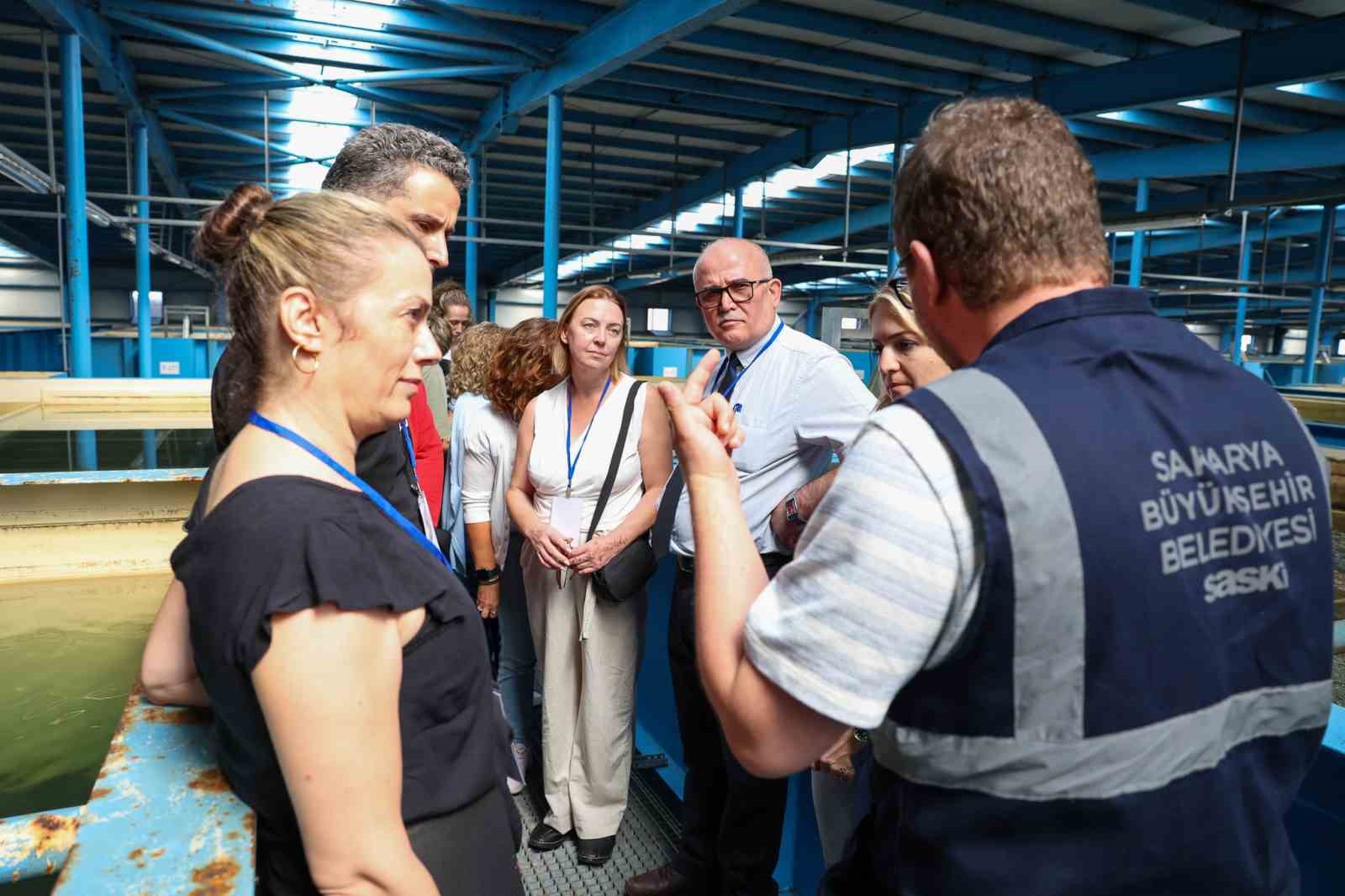 Yabancı öğretmen ve öğrenciler su arıtma süreçlerine tanıklık etti
