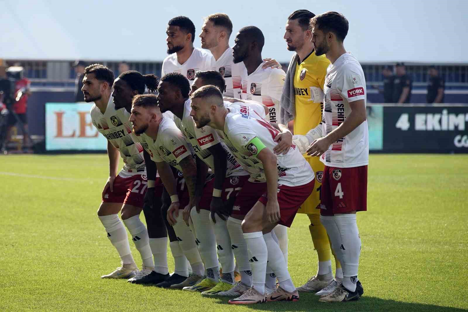 Trendyol Süper Lig: Eyüpspor: 1 - Gaziantep FK: 0 (Maç devam ediyor)
